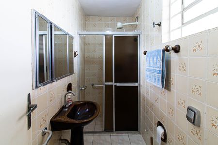 Casa à venda com 158m², 2 quartos e 2 vagas Casa à venda com 158m², 2 quartos e 2 vagasBanheiro