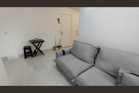 Sala de apartamento para alugar com 2 quartos, 48m² em Tanquinho, Ferraz de Vasconcelos
