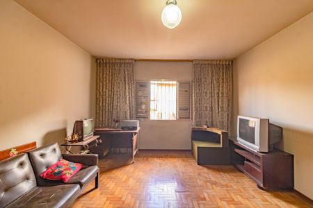 Casa à venda com 362m², 4 quartos e 6 vagas