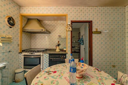 Casa à venda com 362m², 4 quartos e 6 vagas