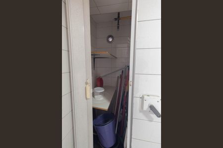 Apartamento à venda com 110m², 3 quartos e 1 vaga Apartamento à venda com 110m², 3 quartos e 1 vagaDespensa