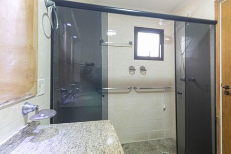 Apartamento à venda com 110m², 3 quartos e 1 vaga Apartamento à venda com 110m², 3 quartos e 1 vagaBanheiro da Suíte