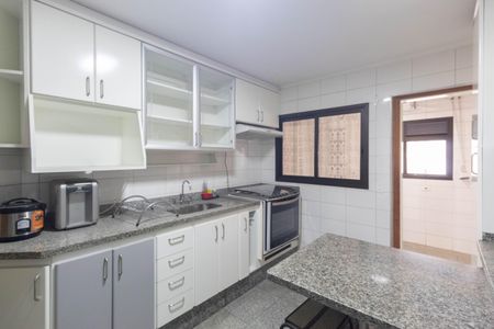 Apartamento à venda com 110m², 3 quartos e 1 vaga Apartamento à venda com 110m², 3 quartos e 1 vagaCozinha