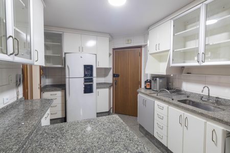 Apartamento à venda com 110m², 3 quartos e 1 vaga Apartamento à venda com 110m², 3 quartos e 1 vagaCozinha