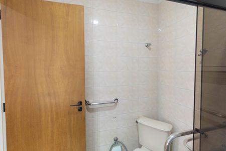 Apartamento à venda com 110m², 3 quartos e 1 vaga Apartamento à venda com 110m², 3 quartos e 1 vagaBanheiro 2