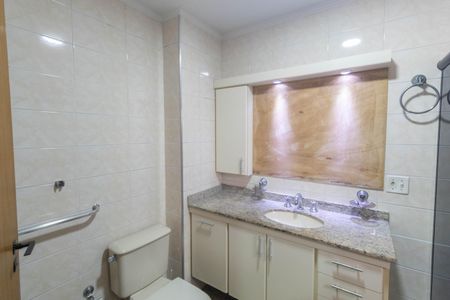 Apartamento à venda com 110m², 3 quartos e 1 vaga Apartamento à venda com 110m², 3 quartos e 1 vagaBanheiro da Suíte
