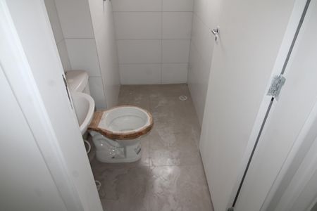 Banheiro de apartamento à venda com 1 quarto, 37m² em Piqueri, São Paulo