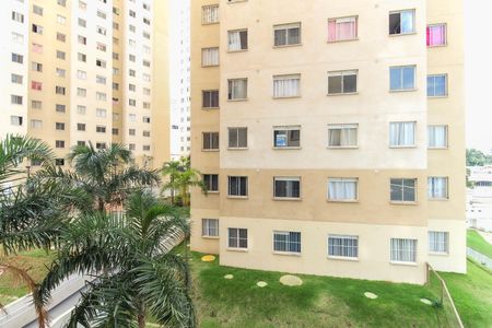 Vista Sala - Cozinha de apartamento para alugar com 2 quartos, 32m² em Colônia (zona Leste), São Paulo