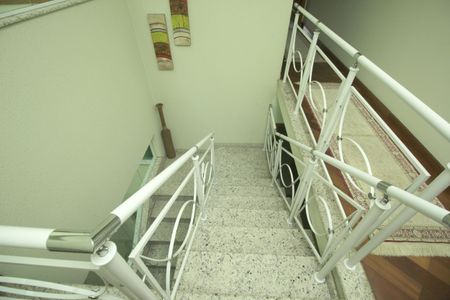 Casa à venda com 289m², 3 quartos e 6 vagasEscada