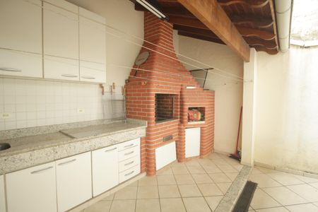 Casa à venda com 289m², 3 quartos e 6 vagasChurrasqueira