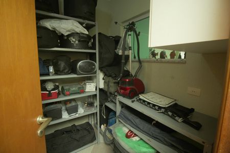 Casa à venda com 289m², 3 quartos e 6 vagasDespensa