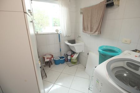 Casa à venda com 289m², 3 quartos e 6 vagasÁrea de Serviço