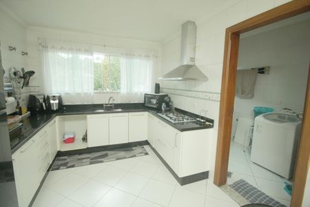 Casa à venda com 289m², 3 quartos e 6 vagasCozinha