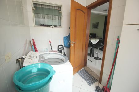 Casa à venda com 289m², 3 quartos e 6 vagasÁrea de Serviço