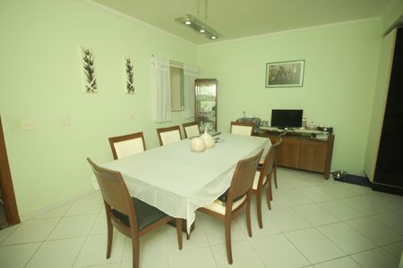 Casa à venda com 289m², 3 quartos e 6 vagasSala de Jantar