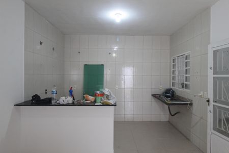 Casa para alugar com 70m², 1 quarto e 1 vagaSala