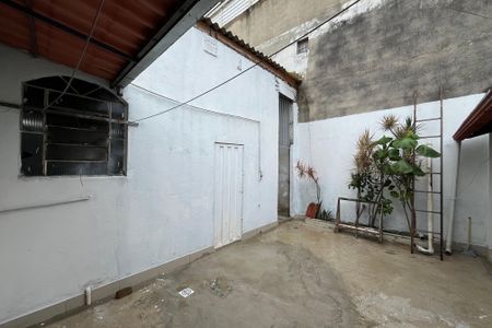 Casa para alugar com 70m², 1 quarto e 1 vagaÁrea de Serviço