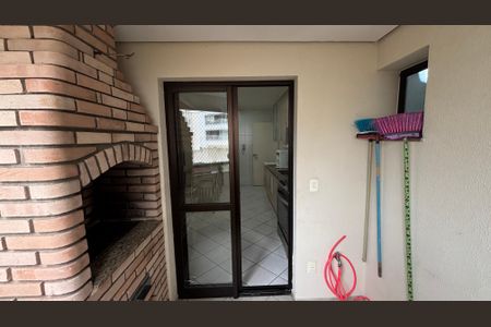 Apartamento para alugar com 149m², 2 quartos e 3 vagasCozinha Varanda - Churrasqueira