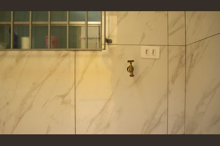 Casa à venda com 113m², 1 quarto e 2 vagasDetalhe da area de serviço