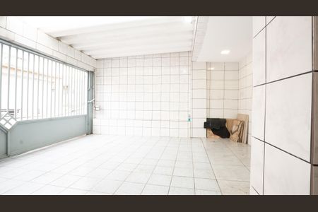 Casa à venda com 113m², 1 quarto e 2 vagasGaragem