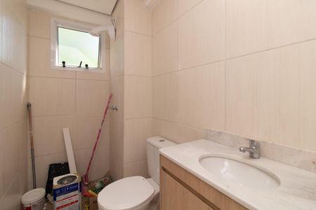 Banheiro de apartamento para alugar com 2 quartos, 48m² em Cavalhada, Porto Alegre
