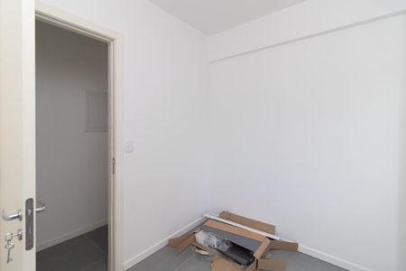 Quarto 1 de apartamento para alugar com 2 quartos, 48m² em Cavalhada, Porto Alegre