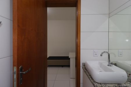 Banheiro de kitnet/studio para alugar com 1 quarto, 20m² em Vila Sao Pedro, Santo André