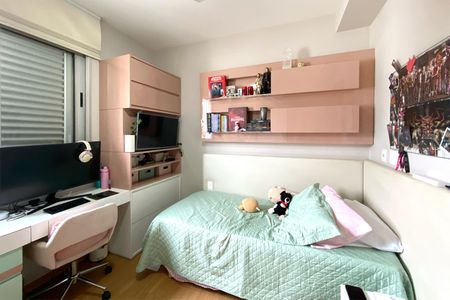 Apartamento à venda com 127m², 4 quartos e 3 vagas Apartamento à venda com 127m², 4 quartos e 3 vagasSemi Suite 4