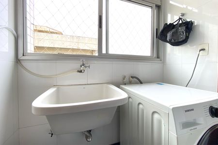 Apartamento à venda com 127m², 4 quartos e 3 vagas Apartamento à venda com 127m², 4 quartos e 3 vagasÁrea de Serviço