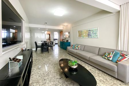 Sala de apartamento à venda com 4 quartos, 127m² em Serra, Belo Horizonte