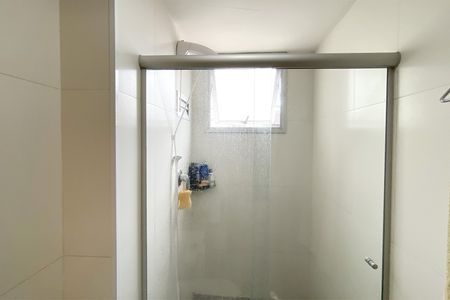 Apartamento à venda com 127m², 4 quartos e 3 vagas Apartamento à venda com 127m², 4 quartos e 3 vagasBanheiro da Suíte 2