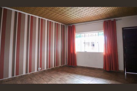 Casa para alugar com 210m², 3 quartos e 1 vaga