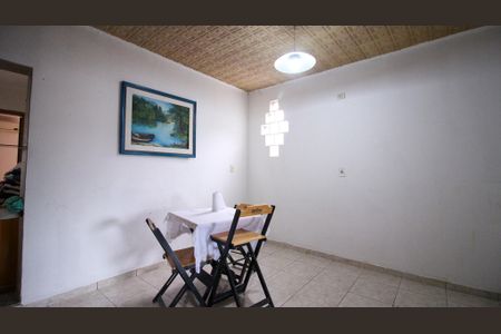 Casa para alugar com 210m², 3 quartos e 1 vaga