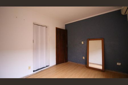 Casa para alugar com 210m², 3 quartos e 1 vaga