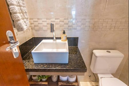 Casa à venda com 254m², 3 quartos e 4 vagasLavabo