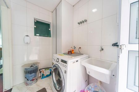 Casa à venda com 254m², 3 quartos e 4 vagasÁrea de Serviço