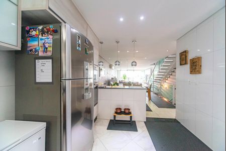 Casa à venda com 254m², 3 quartos e 4 vagasCozinha 