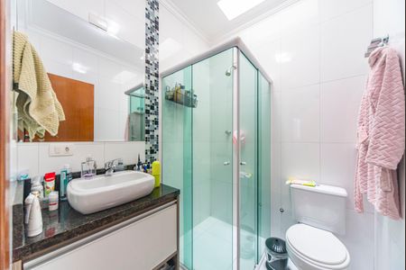 Casa à venda com 254m², 3 quartos e 4 vagasBanheiro do Quarto 2