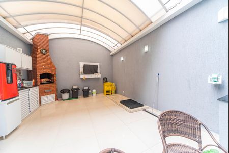 Casa à venda com 254m², 3 quartos e 4 vagasQuintal e Área Gourmet