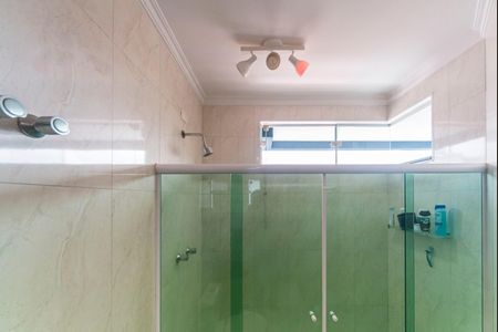 Casa à venda com 254m², 3 quartos e 4 vagasBanheiro do Quarto 3