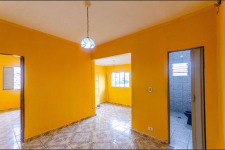 Casa para alugar com 50m², 1 quarto e sem vaga Casa para alugar com 50m², 1 quarto e sem vagaSala