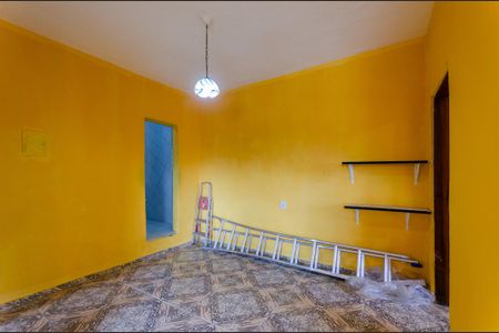 Casa para alugar com 50m², 1 quarto e sem vaga Casa para alugar com 50m², 1 quarto e sem vagaSala