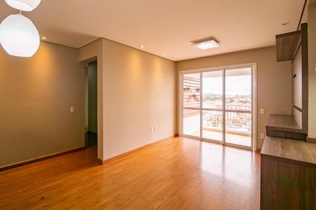 Apartamento para alugar com 93m², 3 quartos e 2 vagassala