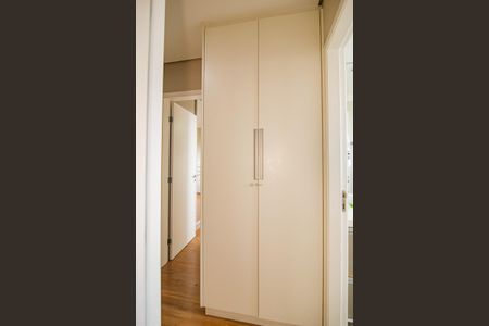 Apartamento para alugar com 93m², 3 quartos e 2 vagasCorredor Closet