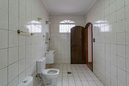 Casa para alugar com 265m², 5 quartos e 1 vagaBanheiro 2