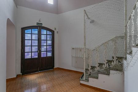 Casa para alugar com 265m², 5 quartos e 1 vagaHall