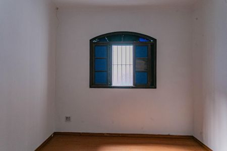 Casa para alugar com 265m², 5 quartos e 1 vagaQuarto 4