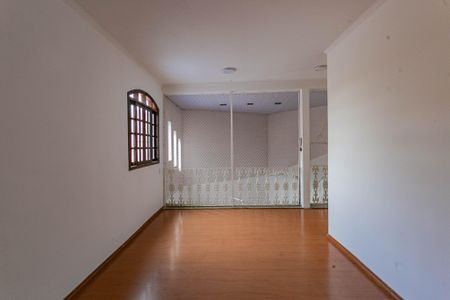 Casa para alugar com 265m², 5 quartos e 1 vagaQuarto 2