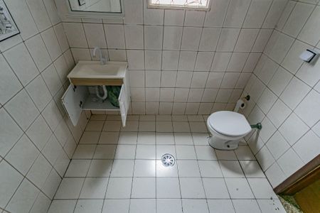 Casa para alugar com 265m², 5 quartos e 1 vagaBanheiro 2