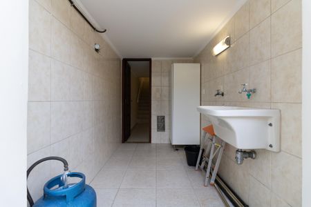 Casa à venda com 200m², 3 quartos e 2 vagasLavanderia